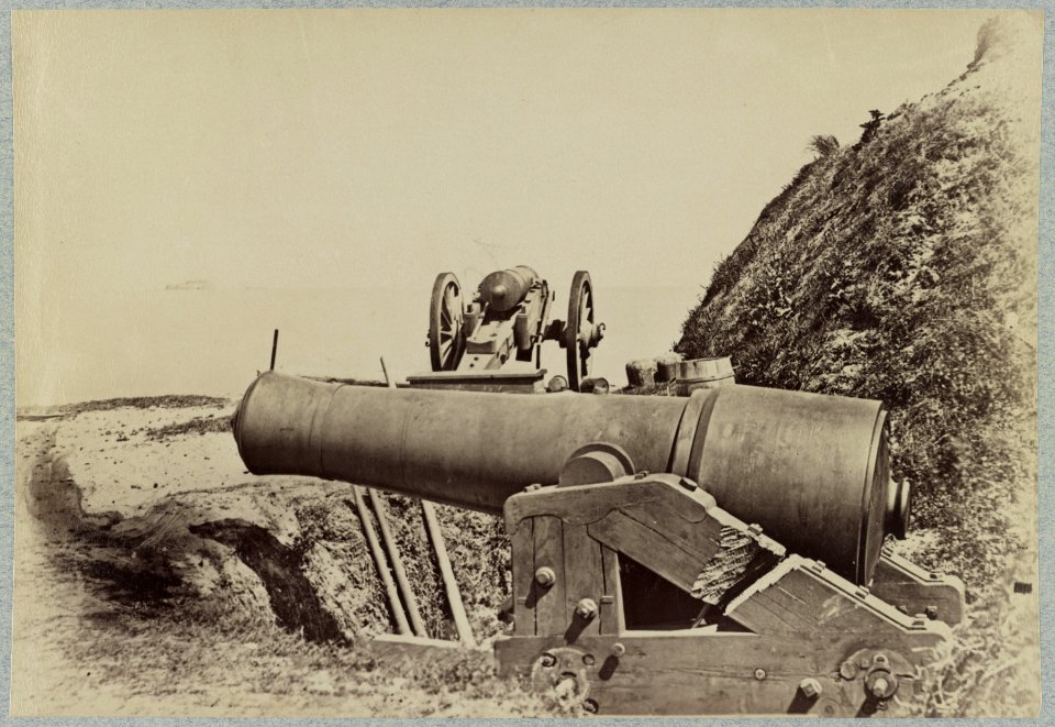 Fort Johnson, Charleston Harbor, S.C. Fort Sumter in distance LCCN2014646425