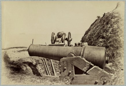 Fort Johnson, Charleston Harbor, S.C. Fort Sumter in distance LCCN2014646425