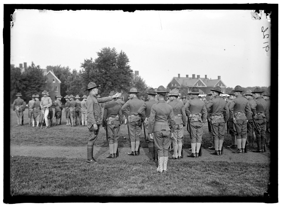 FORT MYER TR. CAMP LCCN2016868088