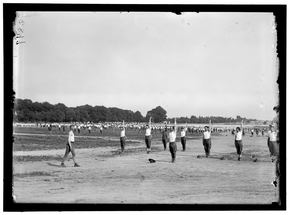 FORT MYER OFFICERS TRAINING CAMP LCCN2016867849