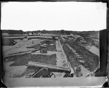 Fort Putnam, Charleston Harbor, S.C - NARA - 528990