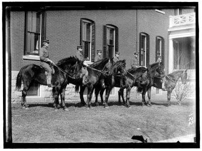 FORT MYER. UNIDENTIFIED GROUP OF OFFICERS ON HORSEBACK LOC hec.00067