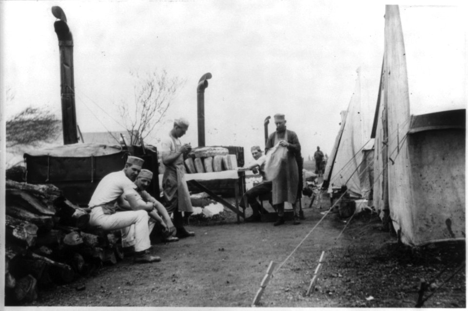Fort Sam Houston, Tex., 1911-1912- portable army bake shop in camp LCCN2006677816