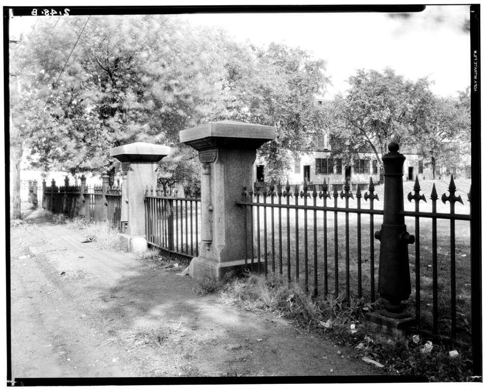 Fort Washington (Cambridge, Massachusetts) - 080056pv