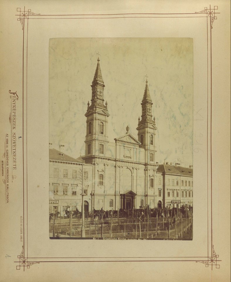 Petőfi tér, szemben a Nagyboldogasszony ortodox székesegyház, 1880-1890 között. - Fortepan 82056