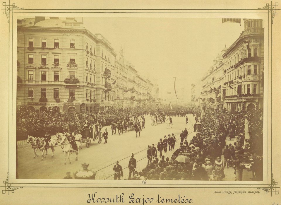 Budapest, Erzsébet körút, Kossuth Lajos temetési menete a Dohány utcánál. Fortepan 82041