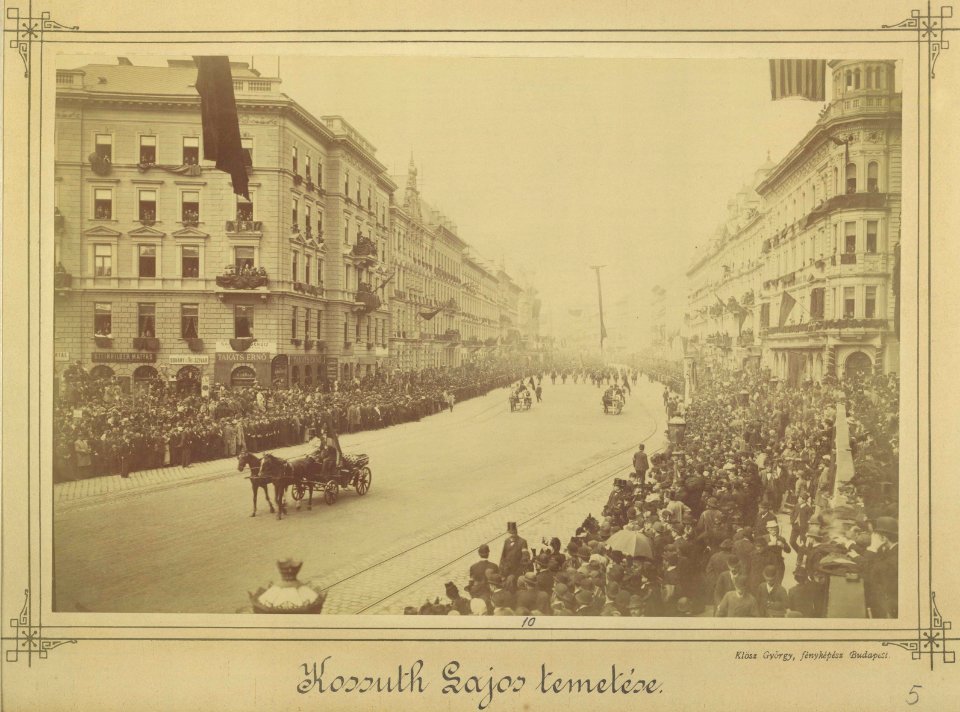 Erzsébet körút, Kossuth Lajos temetési menete a Dohány utcánál, 1894. április 1-én. - Fortepan 82035