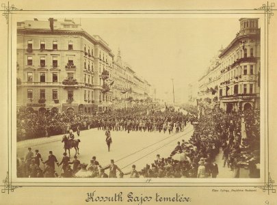 Budapest, Erzsébet körút, Kossuth Lajos temetési menete a Dohány utcánál. Fortepan 82039 photo