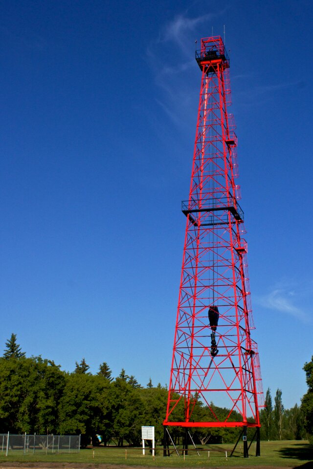 Oil derrick tallest north america