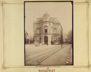 Budapest VIII. Reviczky utca és Baross utca sarok, Wenckheim-palota (ma a Fővárosi Szabó Ervin Könyvtár). - Fortepan 82668