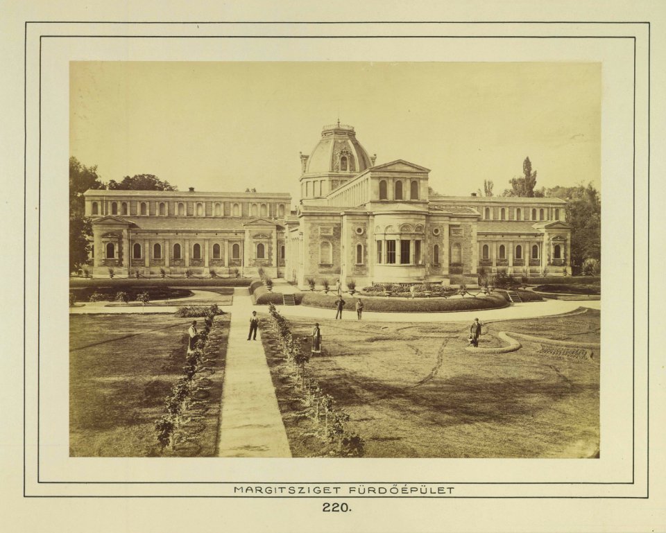 Budapest, Margit-sziget, Margit-fürdő (Ybl Miklós, 1869.). - Fortepan 82293 photo