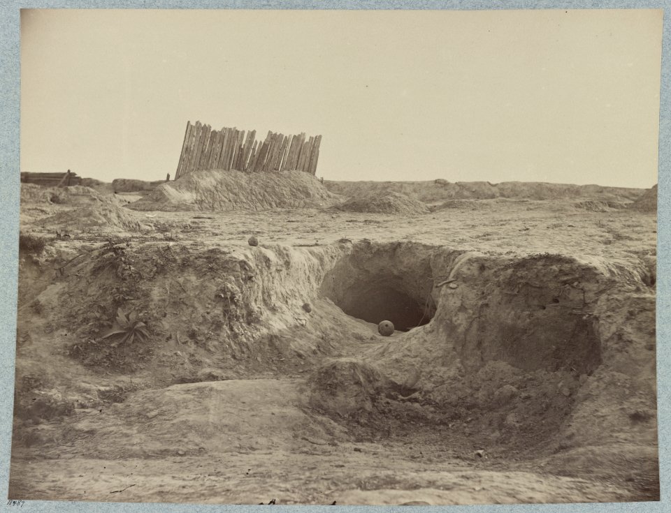 Fortifications on the Petersburg lines LCCN2012646286