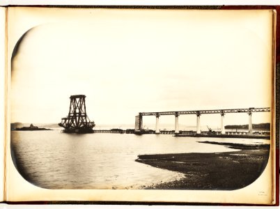 Forth Bridge - Queensferry approach viaduct and half span of cantilever
