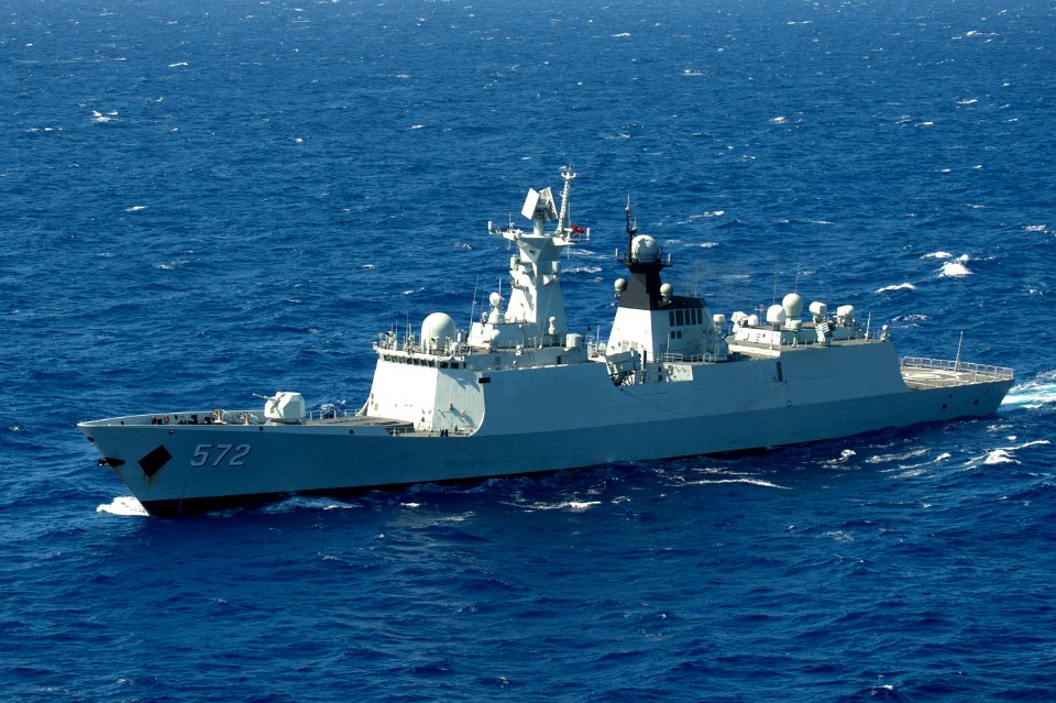 Forty Ships and Submarines Steam in Close Formation During RIMPAC - Hengshui (572) 160728-N-SI773-1974 (cropped)