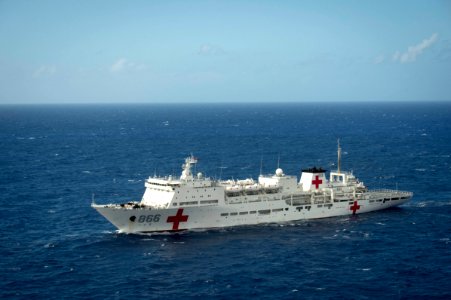 Forty Ships and Submarines Steam in Close Formation During RIMPAC - Peace Ark (866) 160728-N-SI773-1842