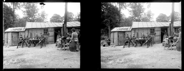 Forêt de Wailly près de Saleux. Maison de charbonnier - Fonds Berthelé - 49Fi808