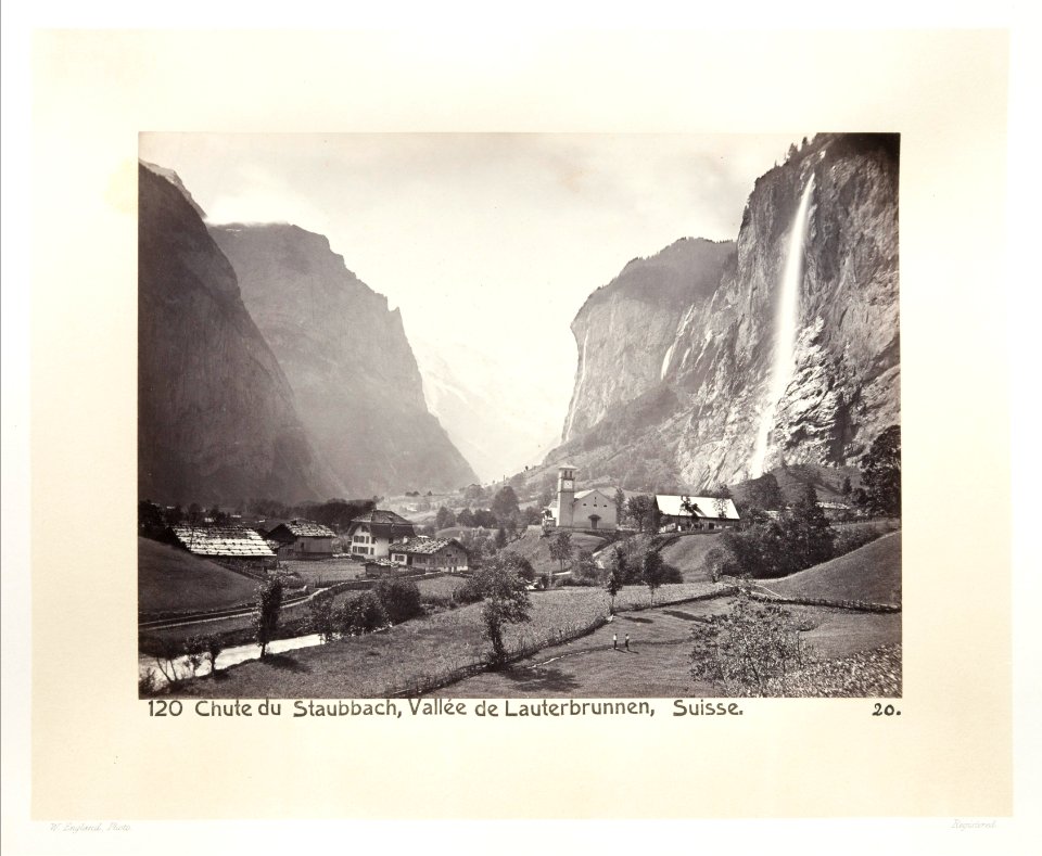Fotografi av dal, vattenfall och berg i Schweiz - Hallwylska museet - 103153