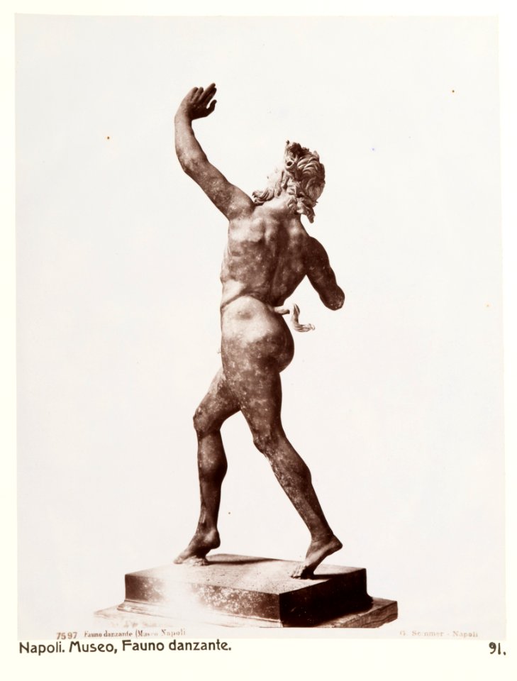 Fotografi av dansande faun. Neapel, Italien - Hallwylska museet - 106850