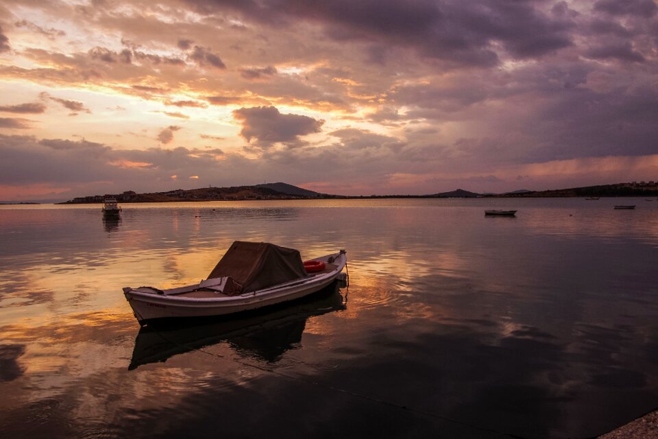 Ayvalýk boat sunset