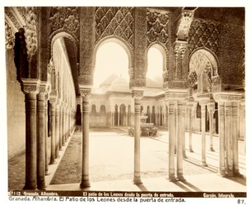 Fotografi av Granada. Alhambra, El Patio de los Leones deste la puerta de entrada - Hallwylska museet - 104833