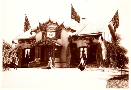 Fotografi av Ljusne. Gamla villan (flyttad 1890 en bit norrut och blev Ljusne prästgård) - Hallwylska museet - 106805
