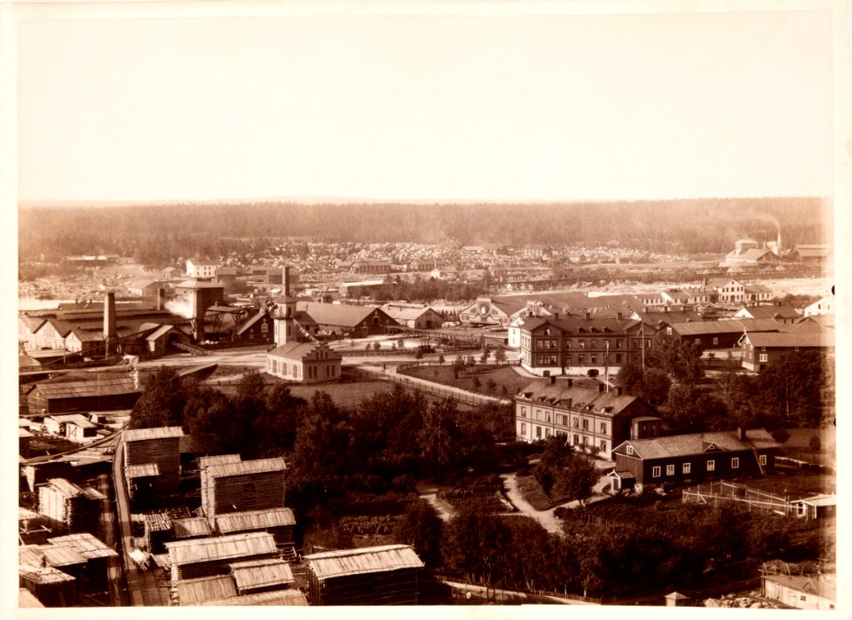 Fotografi av Ljusne. Sågen, spruthuset, s.k. herrskapsbaracken - Hallwylska museet - 106806