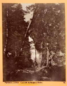 Fotografi av Pyrénées. Luchon, Cascade du Gouffre d´Enfer - Hallwylska museet - 104657