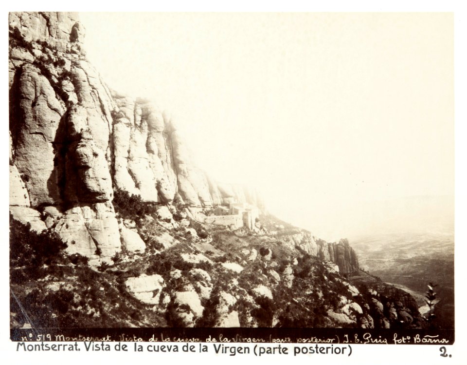 Fotografi av Montserrat. Vista de la cueva de la Virgen (parte posterior) - Hallwylska museet - 104749