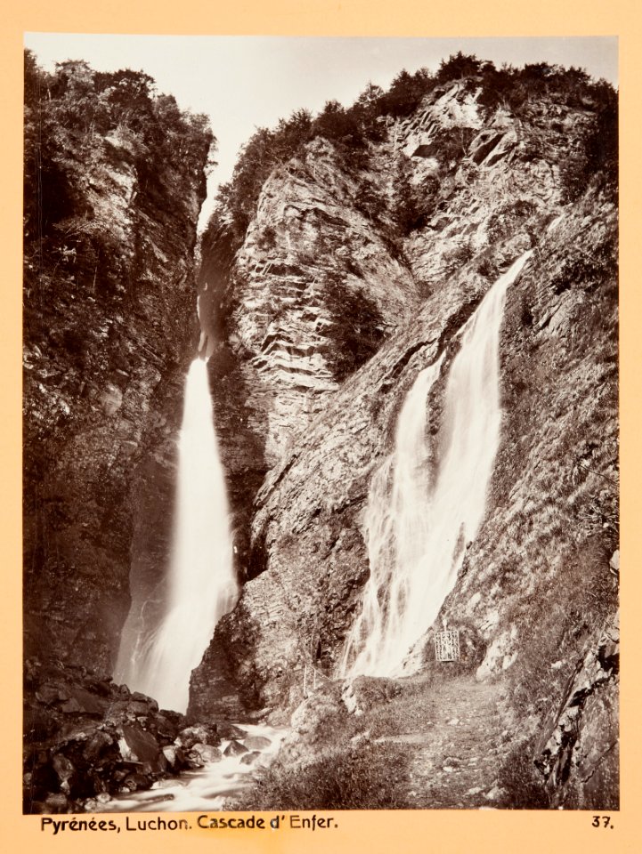 Fotografi av Pyrénées. Luchon, Cascade d´Enfer - Hallwylska museet - 104658
