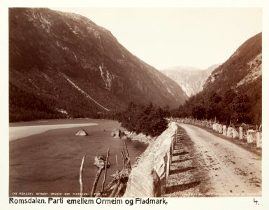 Fotografi av parti mellan Ormeim och Fladmark. Romsdalen, Norge - Hallwylska museet - 105693