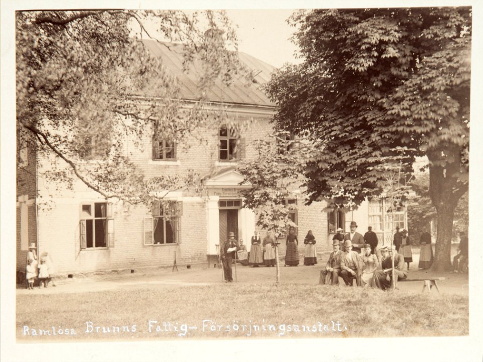 Fotografi av Ramlösa brunns fattig-försörjningsanstalt - Hallwylska museet - 105400