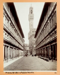 Fotografi av Uffizierna och Palazzo Vecchio i Florens - Hallwylska museet - 102996