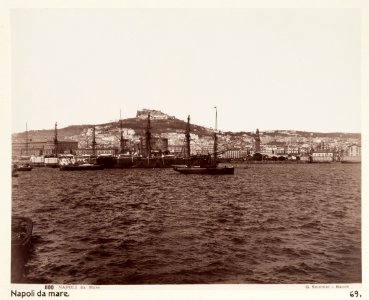 Fotografi från Neapel, Italien. Vy från havet - Hallwylska museet - 106829