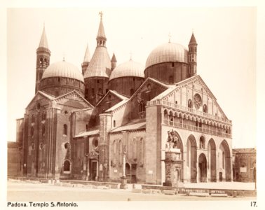 Fotografi från Padua, Sankt Antonius-basilikan - Hallwylska museet - 102991