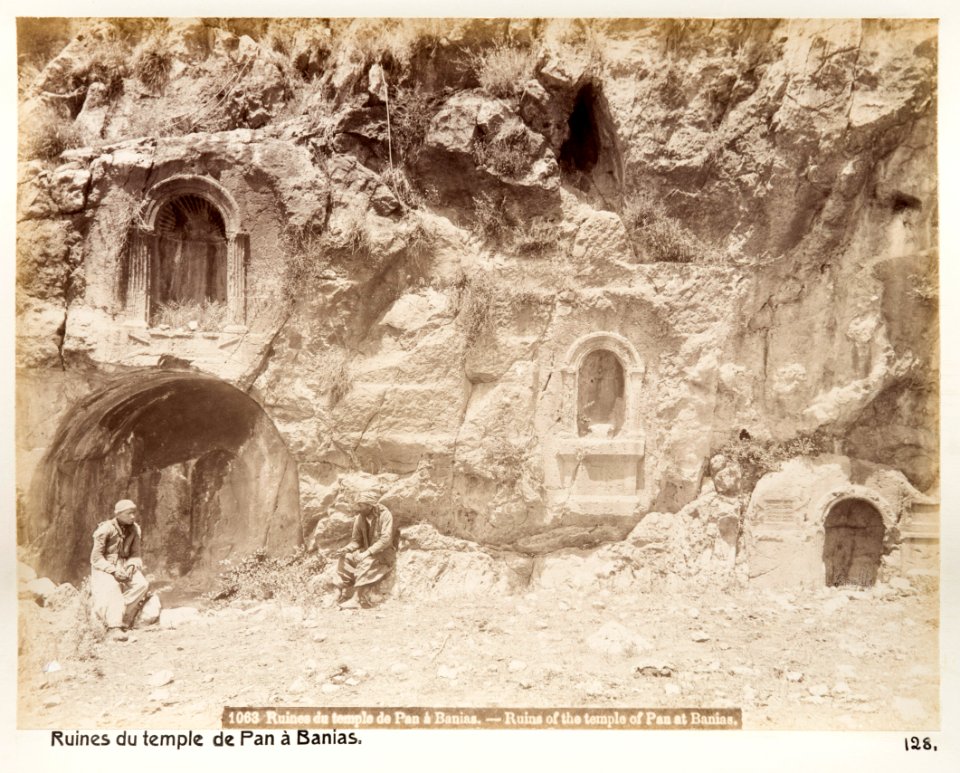 Fotografi från tempelruin i Banias - Hallwylska museet - 104252