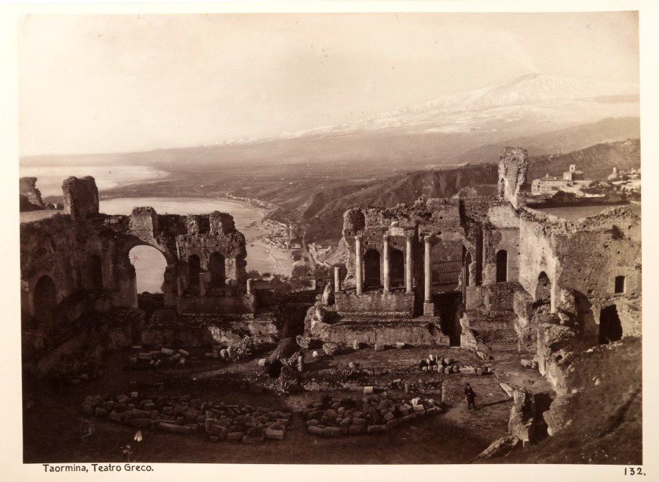 Fotografi från teatro greco i Taormina - Hallwylska museet - 104040