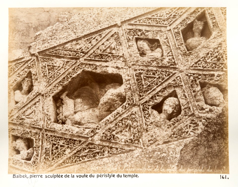 Fotografi på romerska tempelruiner i Balbek - Hallwylska museet - 104285