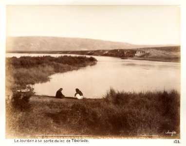 Fotografi på Jordanfloden vid utloppet från sjön Tiberias - Hallwylska museet - 104246 photo