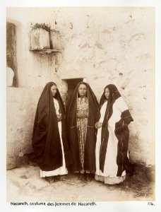 Fotografi på kvinnor från Nasaret - Hallwylska museet - 104239 photo