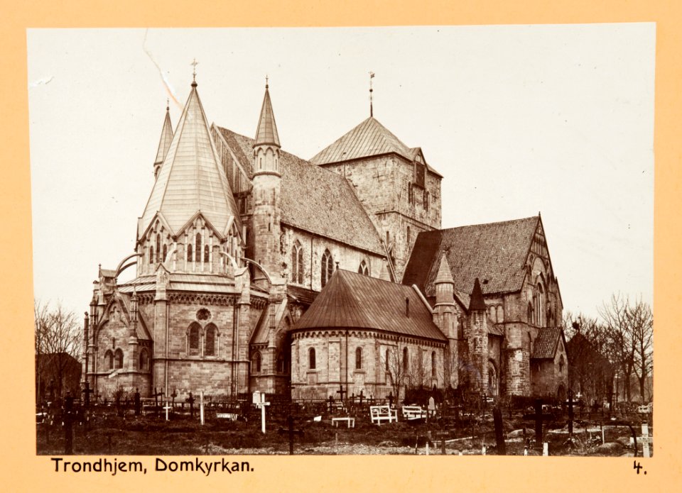 Fotografi på domkyrkan i Trondheim - Hallwylska museet - 104308