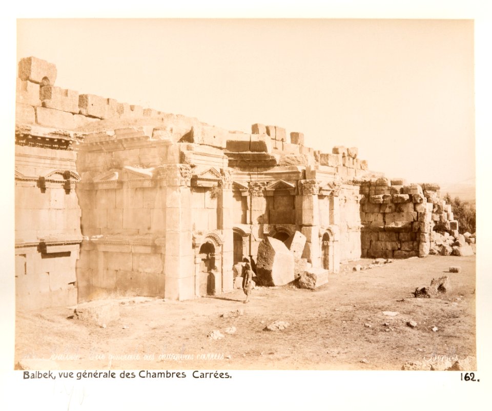 Fotografi på romerska tempelruiner i Balbek - Hallwylska museet - 104286