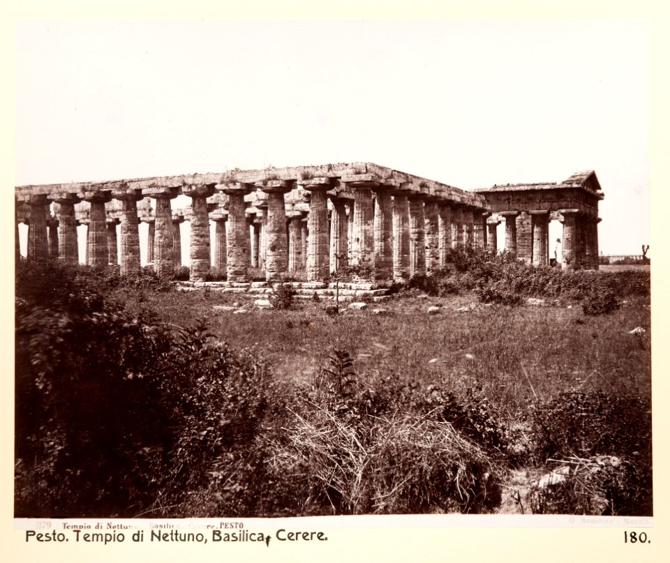 Fotografi på tempel i Paestum - Hallwylska museet - 104088