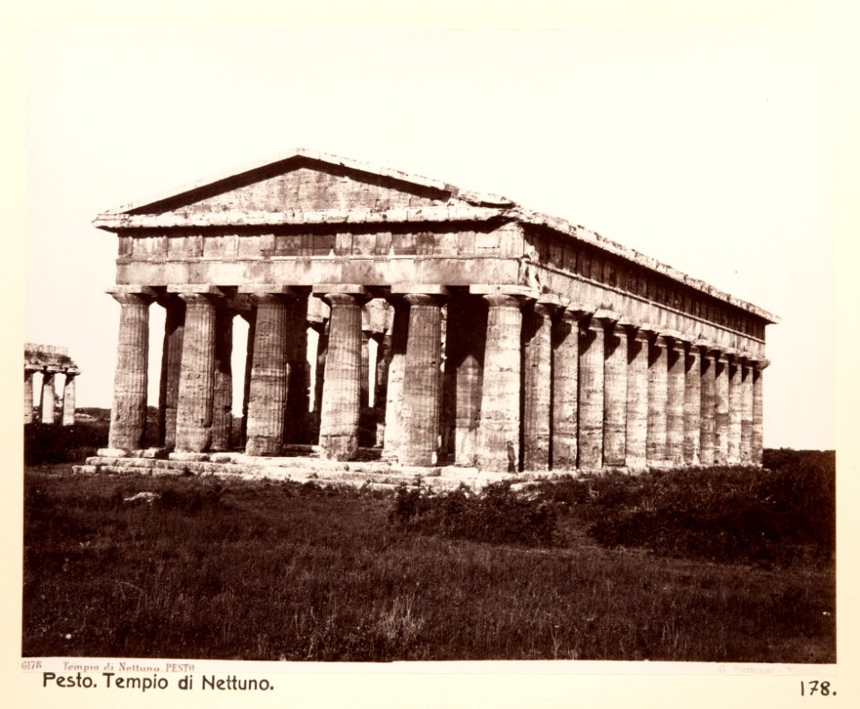 Fotografi på tempel i Paestum - Hallwylska museet - 104086