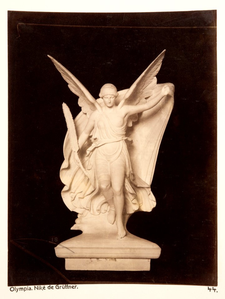 Fotografi på Nike gjord av Richard Grüttner - Hallwylska museet - 104602