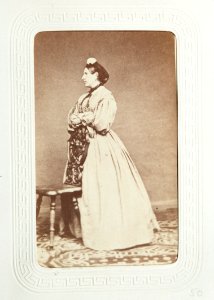 Fotografiporträtt på Augusta Kempe, 1800-talets mitt - Hallwylska museet - 107628