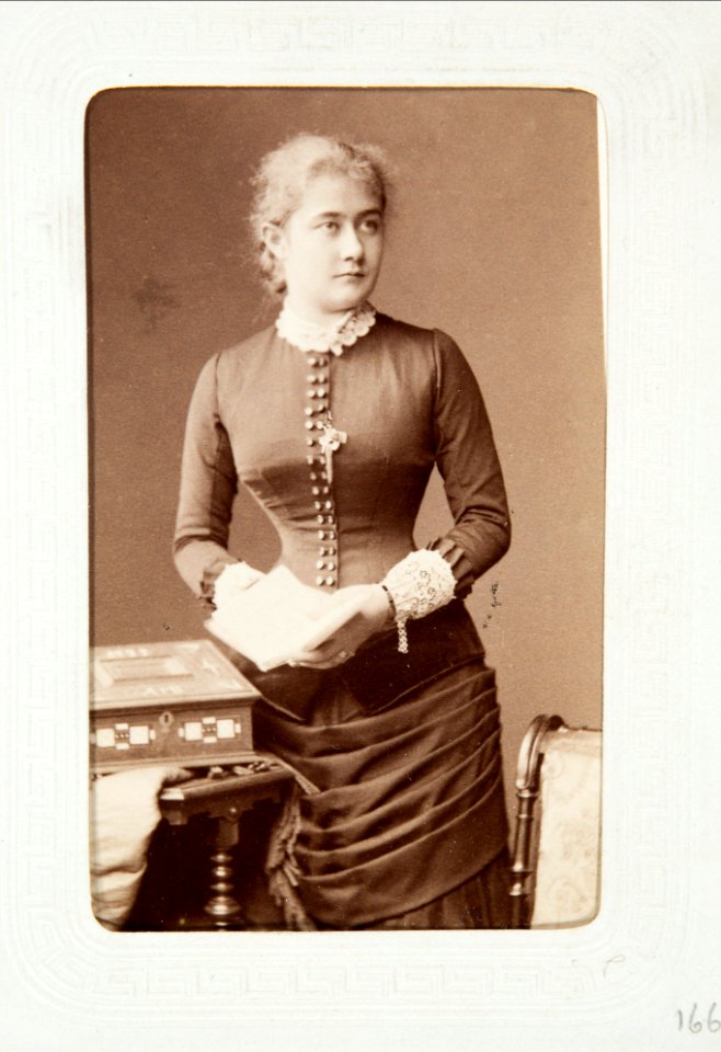 Fotografiporträtt på Elisabeth von der Lühe - Hallwylska museet - 107789
