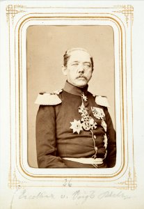 Fotografiporträtt på general Konstantin Bernhard von Voights-Rhetz, 1860-tal - Hallwylska museet - 107818 photo
