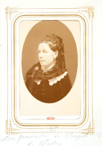 Fotografiporträtt av Albertina von Voigts-Rhetz, f. Wallis - Hallwylska museet - 109324
