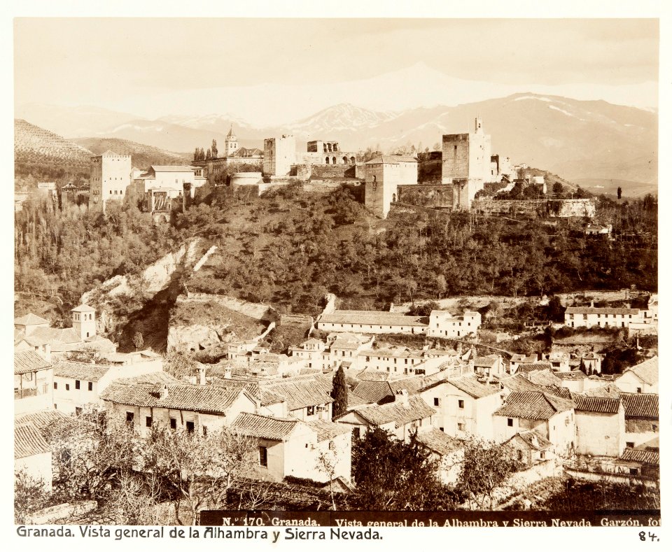 Fotografi. Granada. Vista general de la Alhambra y Sierra Nevada - Hallwylska museet - 104830