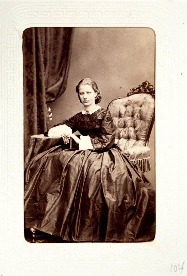 Fotografiporträtt på Agnes Maria Rohtlieb - Hallwylska museet - 107757